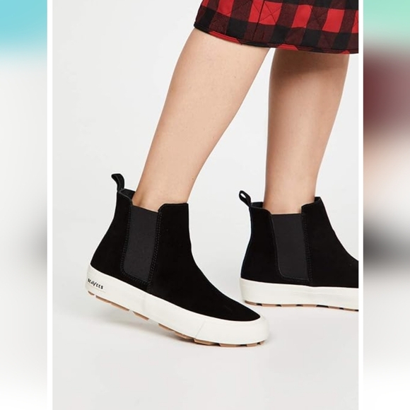 SeaVees Shoes - SEAVEES Women's Laguna Chelsea Boot Sneaker NWOT Size 9.5